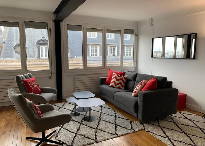 Saintlazare 50m2 Superb View Up To Tour Eiffel * Parijs