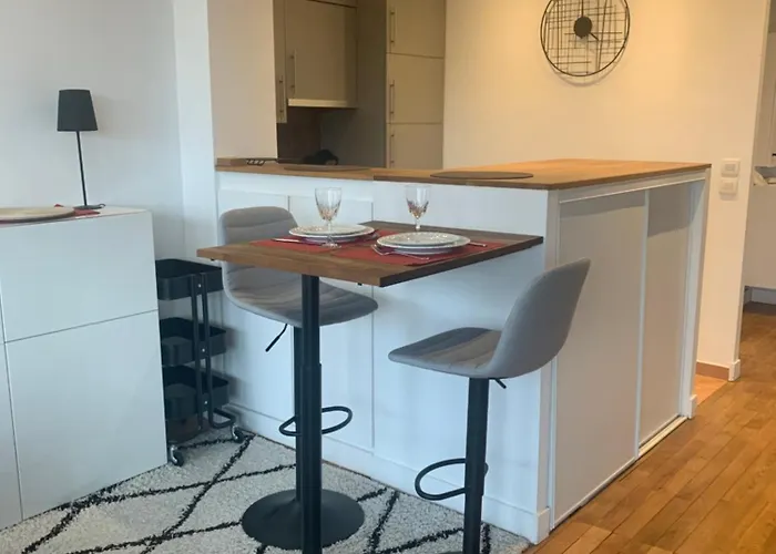 Saintlazare 50m2 Superb View Up To Tour Eiffel