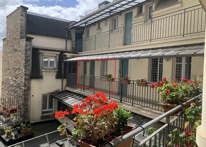 Appartement Saintlazare 50m2 Superb View Up To Tour Eiffel