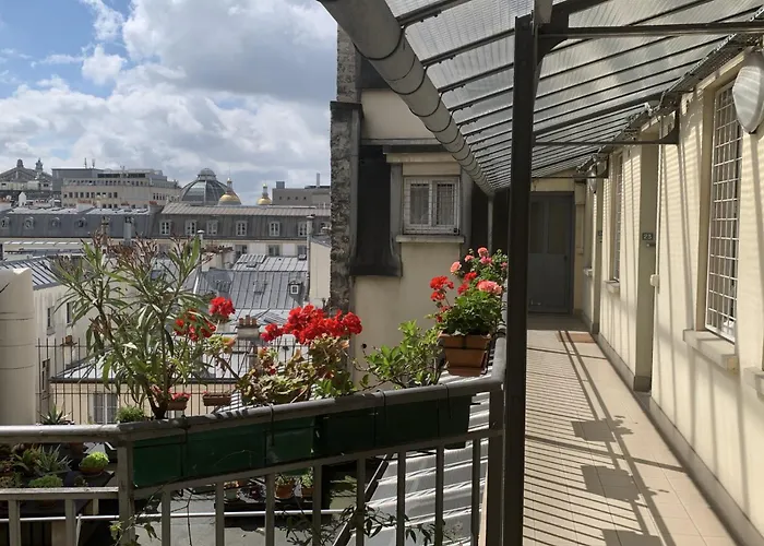 Saintlazare 50m2 Superb View Up To Tour Eiffel