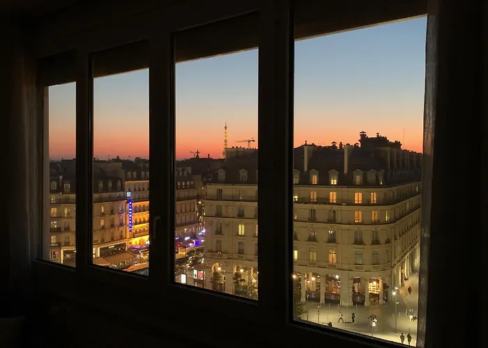 Saintlazare 50m2 Superb View Up To Tour Eiffel *